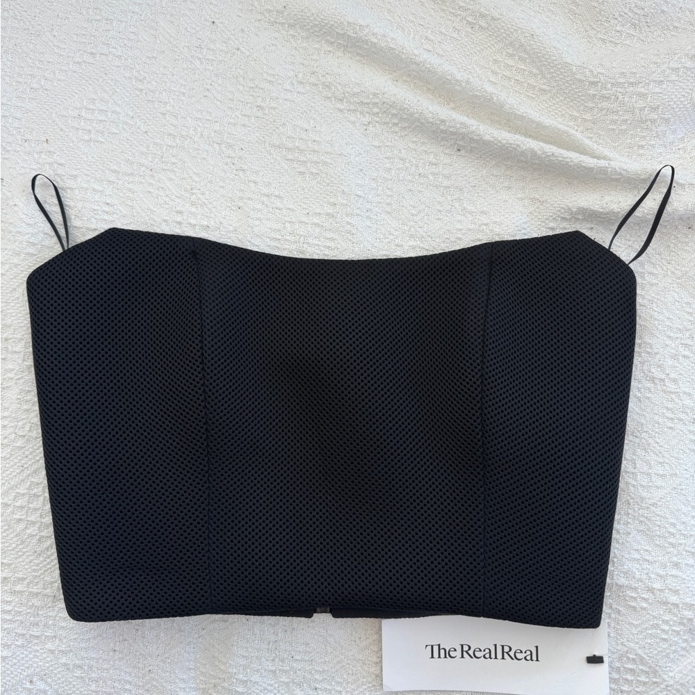Nicholas Classic Black Zippered Apparel